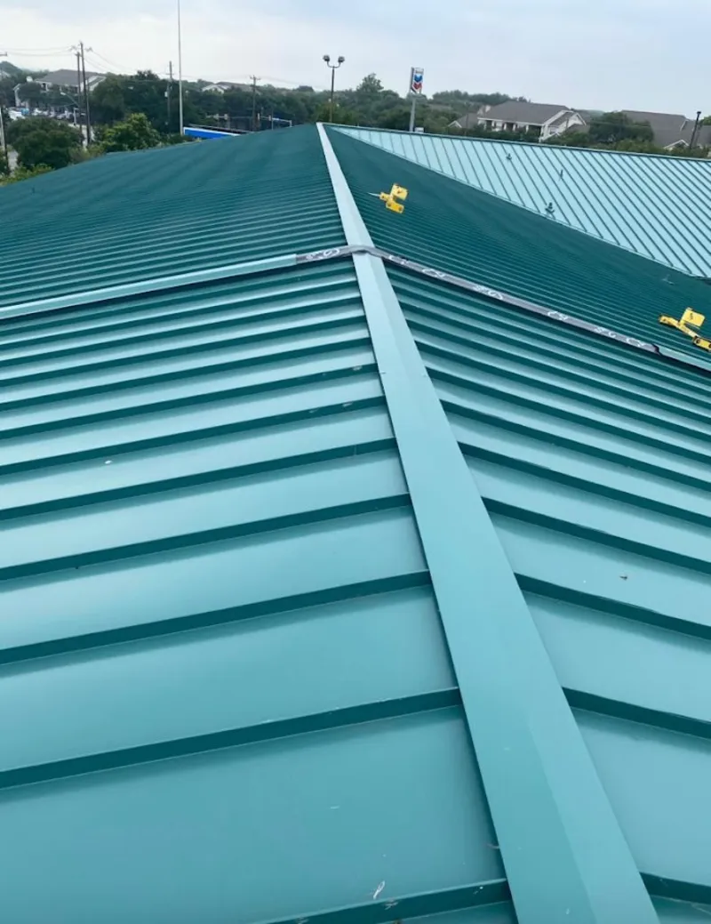 Green commercial metal roof ridge and valley for Metal Roof Repair in Kilgore
